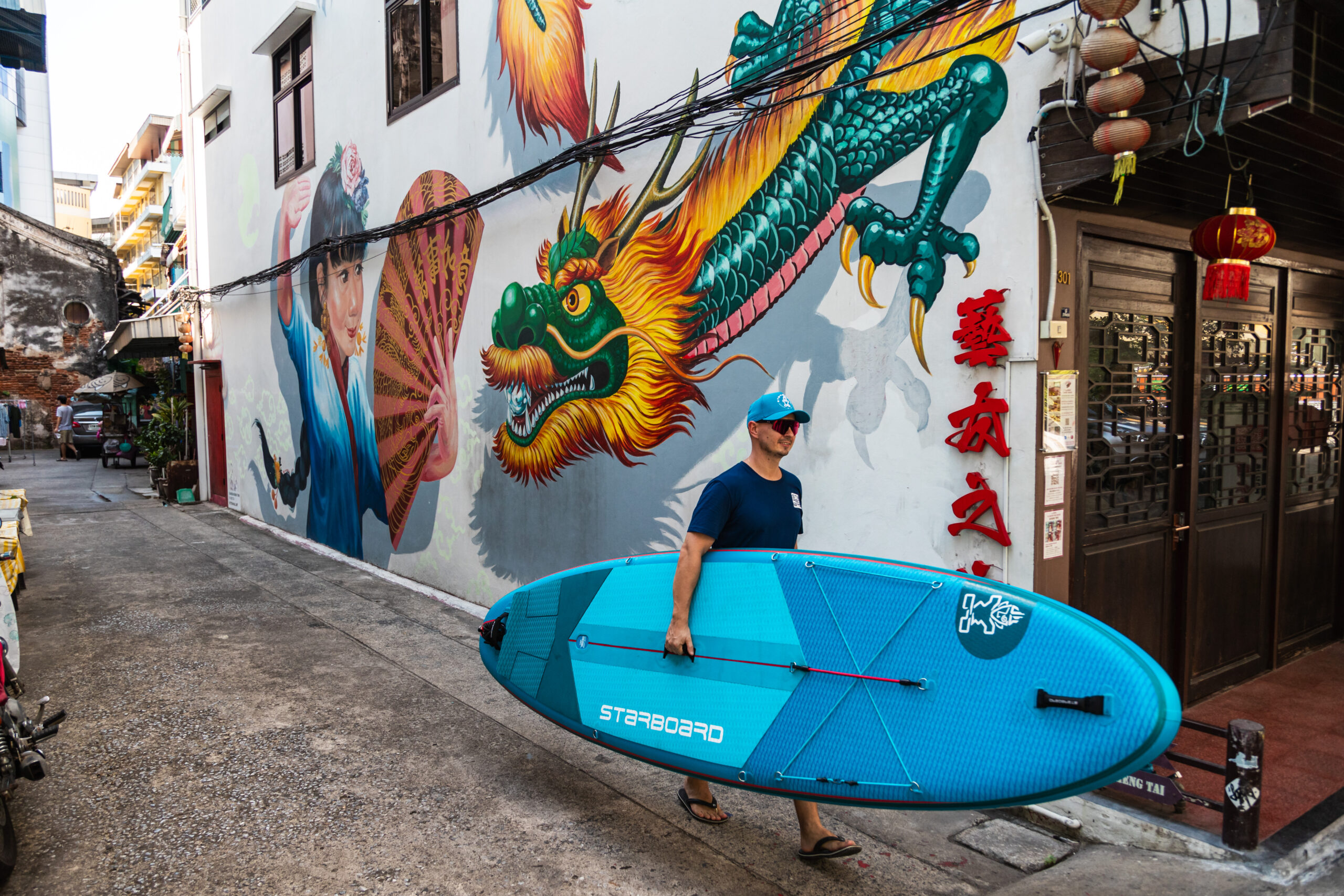 Deluxe Lite Construction: Small Bag, Big Value » Starboard SUP